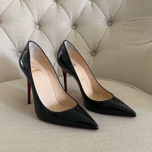 Christian Louboutin Pigalle Follies Pointed Toe Pump size 7